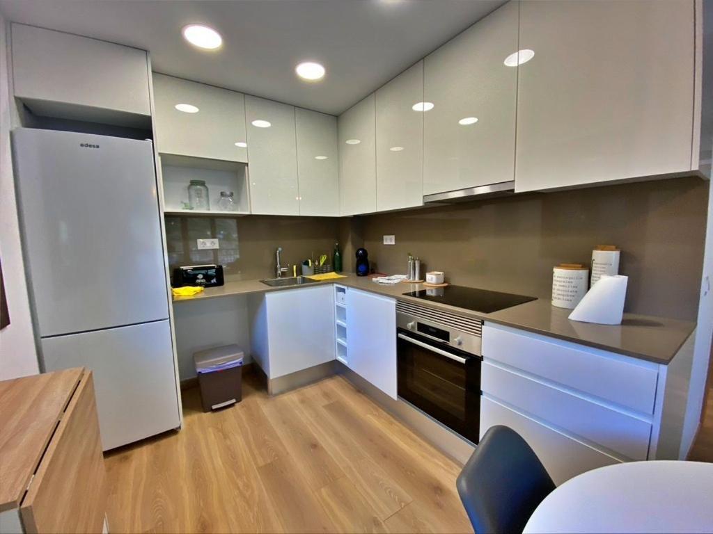 Apartamento En Encamp, Anyó 2. Hasta 6 Personas *